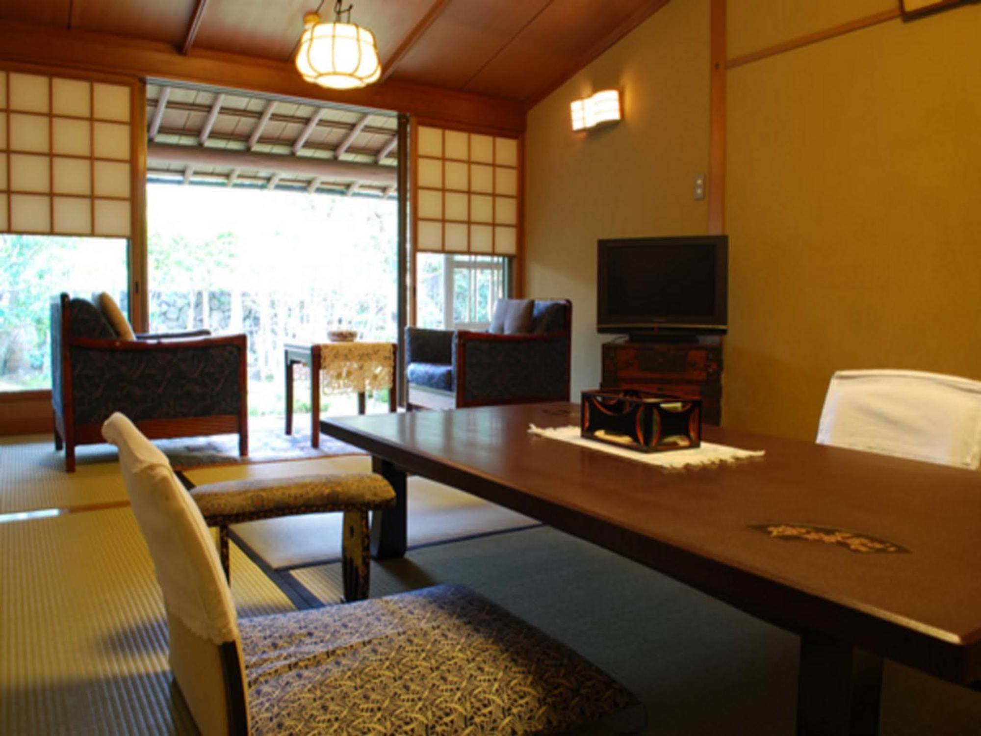 Kappo Ryokan Momiya Бепу Екстериор снимка
